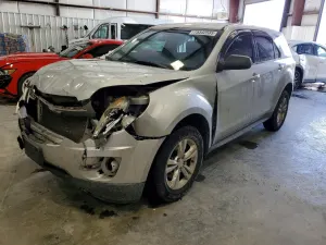 Chevrolet Equinox LS 2.4L 4 2012