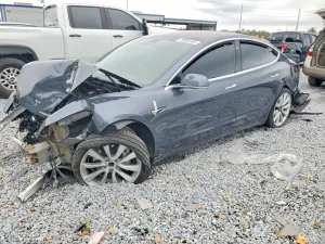 Tesla Model 3 2018