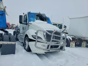 International RH Series 12.4L 6 2022
