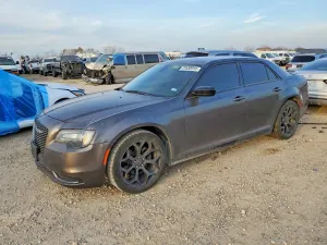 Chrysler 300 TOURING 3.6L 6 2019