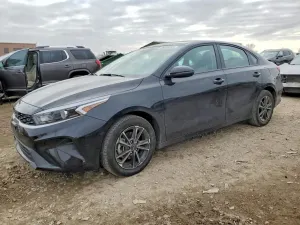 Kia Cerato / Forte / K3 LX 2 L 4 2024