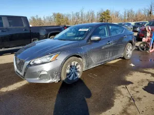 Nissan Altima S 2.5L 4 2020
