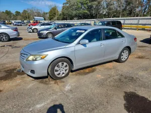 Toyota Camry BASE 2.5L 4 2011