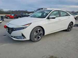 Hyundai Elantra LIMITED 2.0L 4 2023