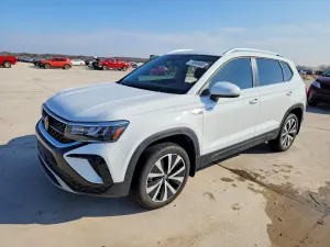 Volkswagen Taos SE 1.5L 4 2024