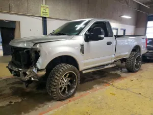 Ford F-250 SUPER DUTY 6.2L 8 2017