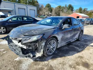 Toyota Camry XSE 2.5L 4 2025