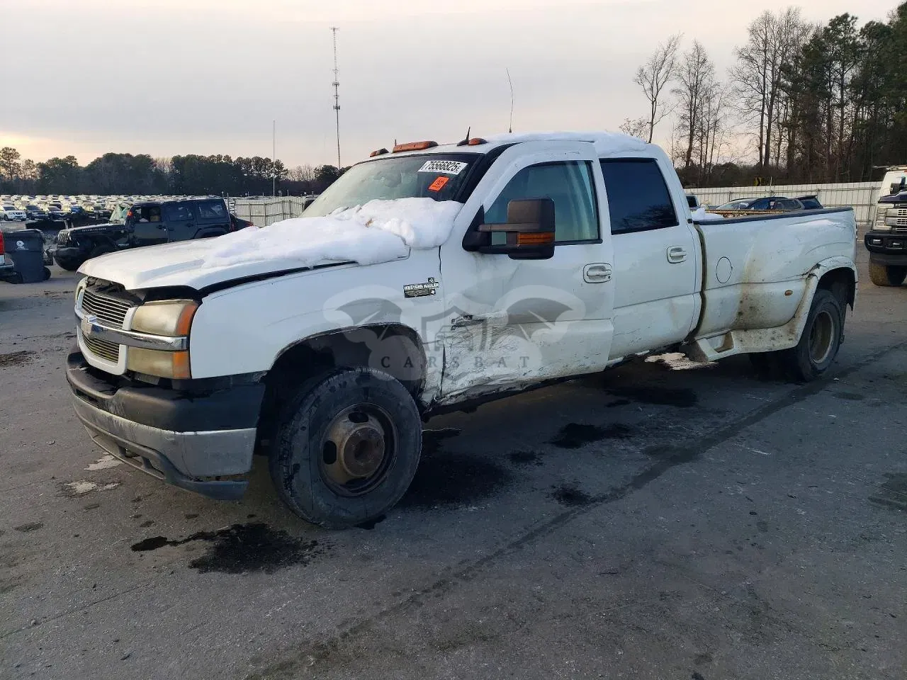 Chevrolet Silverado 1500 K3500 6.6L 8 2004