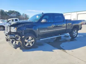 GMC Sierra K2500 DENALI 6.0L 8 2011