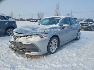Toyota Camry LE 2.5L 4 2022