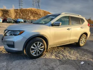 Nissan Rogue SV 2.5L 4 2017