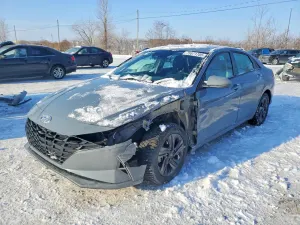 Hyundai Elantra SEL 2.0L 4 2021