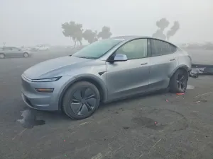 Tesla Model Y 2026