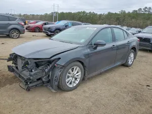 Toyota Camry XSE 2.5L 4 2025