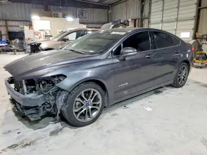 Ford Fusion TITANIUM 2.0L 4 2019