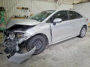 Toyota Corolla LE 1.8L 4 2021