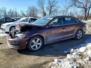 Volkswagen Passat SE 2.5L 5 2013