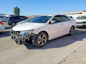 Toyota Camry L 2.5L 4 2014