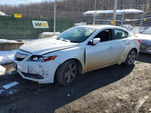 Acura ILX 20 TECH 2.0L 4 2015