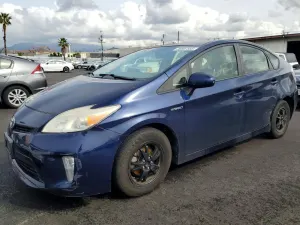Toyota Prius 1.8L 4 2012
