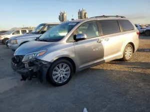 Toyota Sienna XLE 3.5L 6 2017