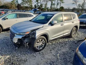 Hyundai Santa Fe SE 2.4L 4 2020