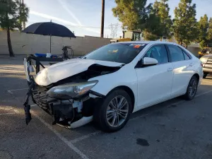 Toyota Camry LE 2.5L 4 2017