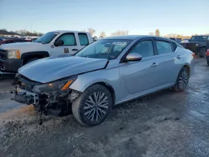 Nissan Altima SV 2.5L 4 2023