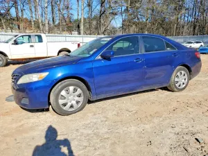 Toyota Camry BASE 2.5L 4 2011