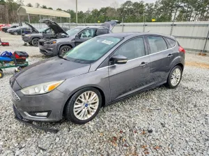 Ford Focus TITANIUM 2.0L 4 2016