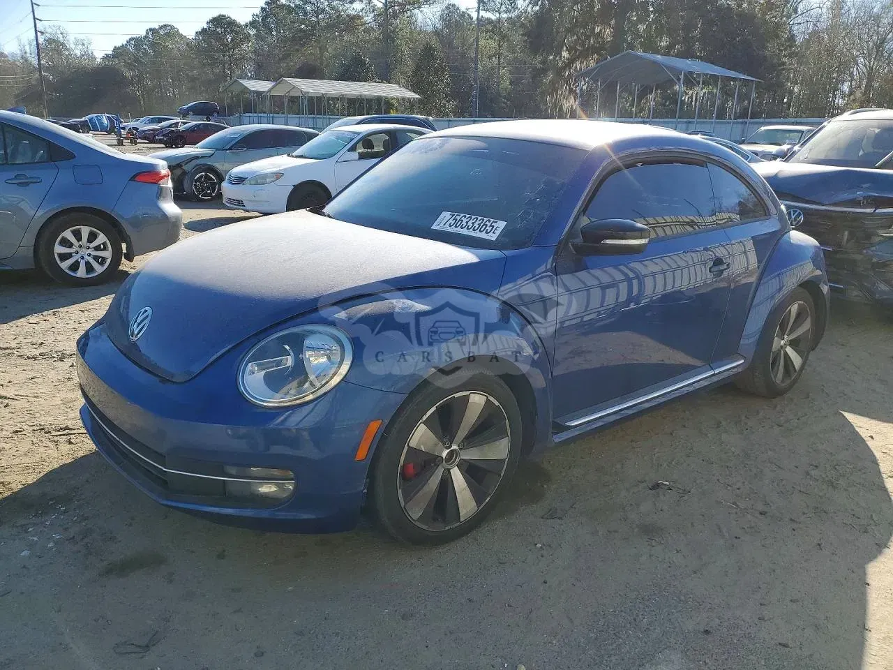 Volkswagen Beetle TURBO 2.0L 4 2012