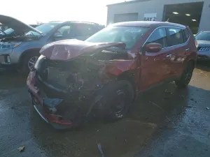 Nissan Rogue S 2.5L 4 2014