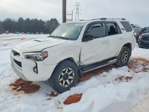 Toyota 4Runner SR5/SR5 PREMIUM 4.0L 6 2018