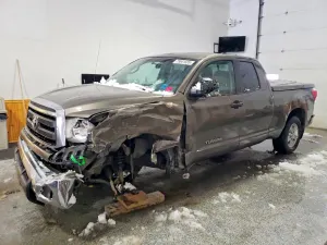 Toyota Tundra DOUBLE CAB SR5 4.6L 8 2012