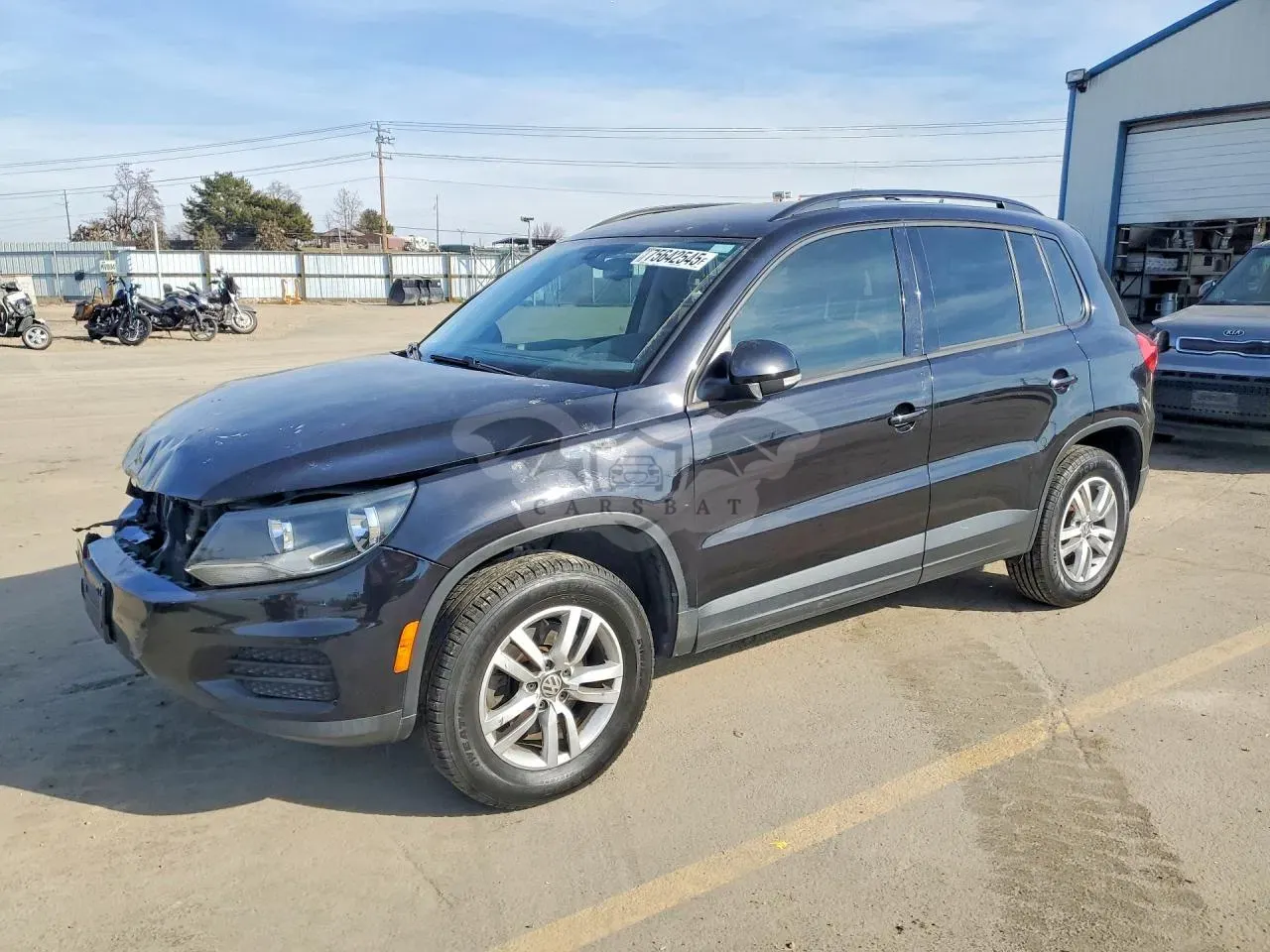 Volkswagen Tiguan S 2.0L 4 2016