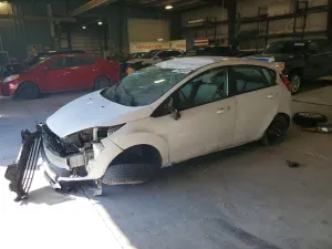 Ford Fiesta SE 1.6L 4 2016