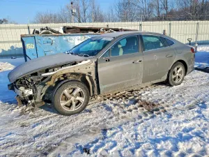 Hyundai Sonata SE 2.5L 4 2021