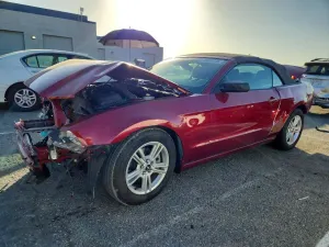 Ford Mustang 3.7L 6 2014