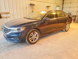 Volkswagen Passat SE 2.0L 4 2020