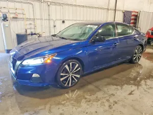 Nissan Altima SR 2.5L 4 2019