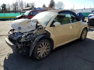 Volkswagen Beetle CONVERTIBLE SE 2.5L 5 2008