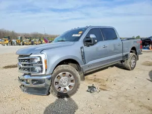 Ford F-350 6.7L 8 2023