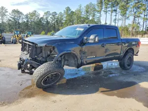 Nissan Titan SV 5.6L 8 2019