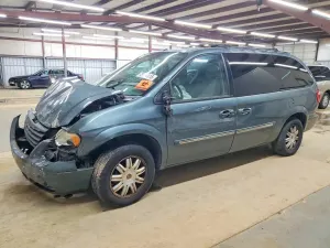 Chrysler Town & Country TOURING 3.8L 6 2006