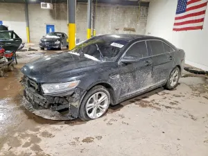 Ford Taurus SEL 3.5L 6 2015