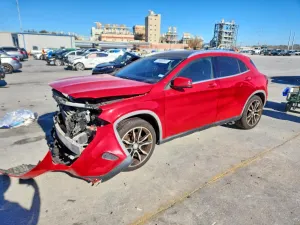 Mercedes-Benz GLA 250 2.0L 4 2016