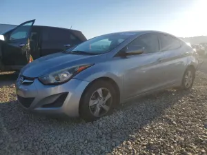 Hyundai Elantra SE 1.8L 4 2015