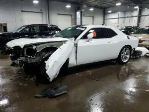 Dodge Challenger SXT PLUS 5.7L 8 2015