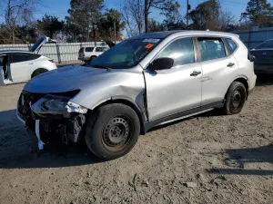 Nissan Rogue S 2.5L 4 2020