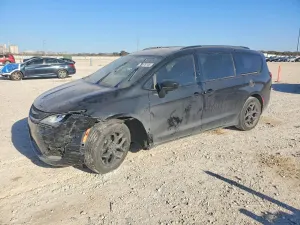 Chrysler Pacifica TOURING L PLUS 3.6L 6 2020